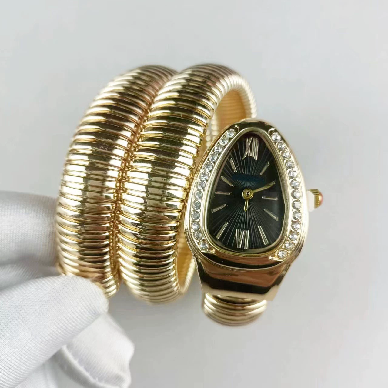 Bvlgari Serpenti 24